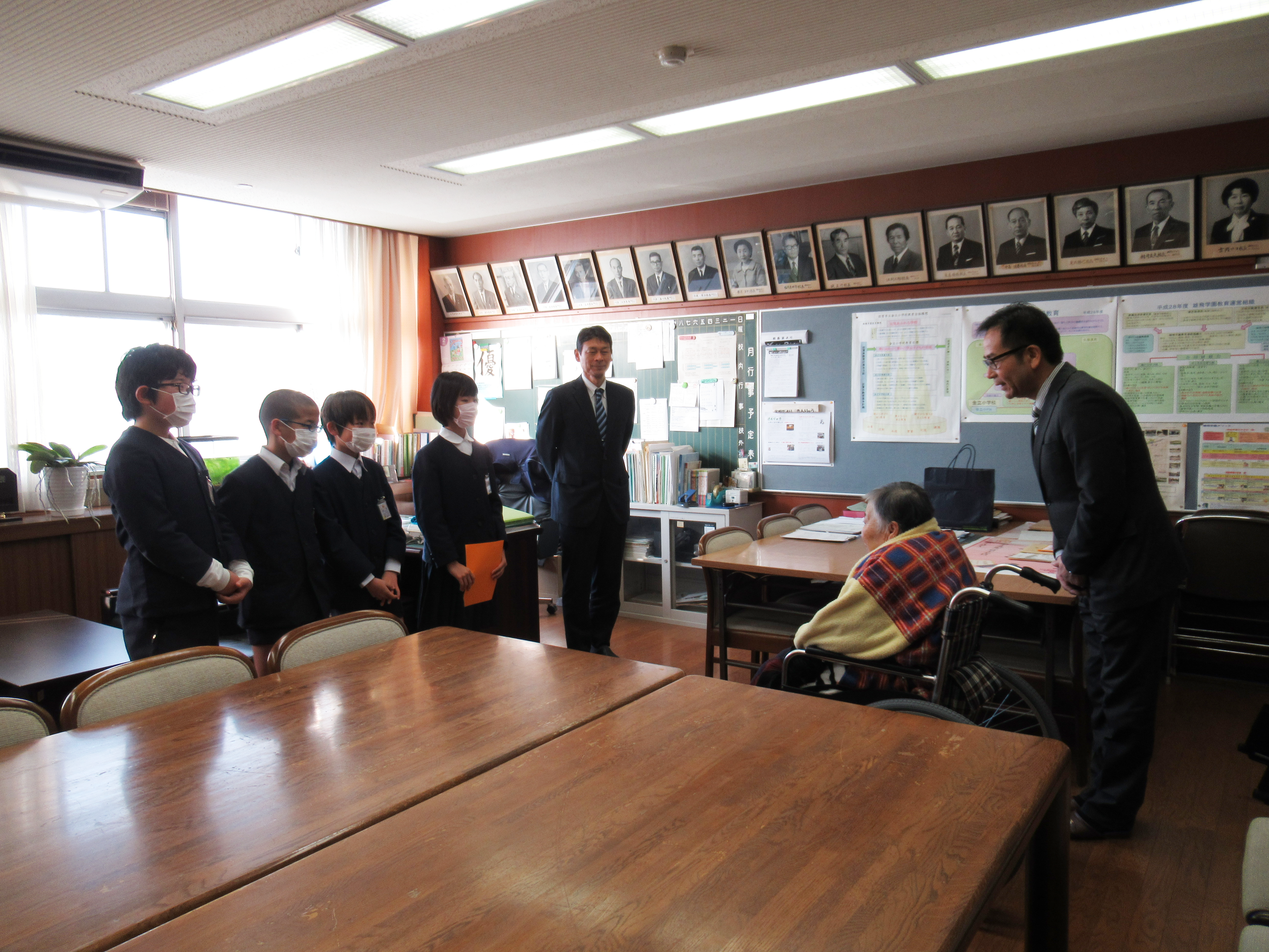 金立小車椅子贈呈式